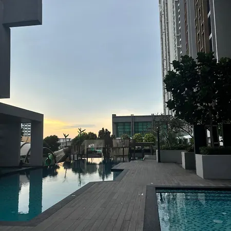 Skytrees Comfort Room With Simple Design Concept Johor Bahru Exterior photo