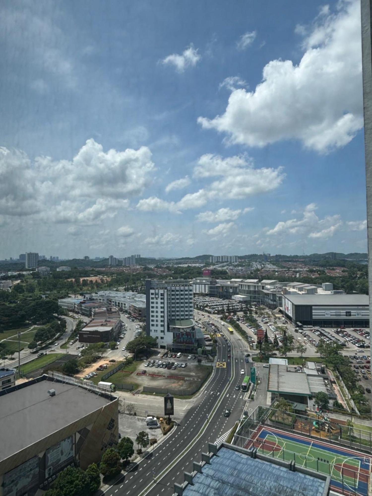 Skytrees Comfort With Simple Design Concept Johor Bahru