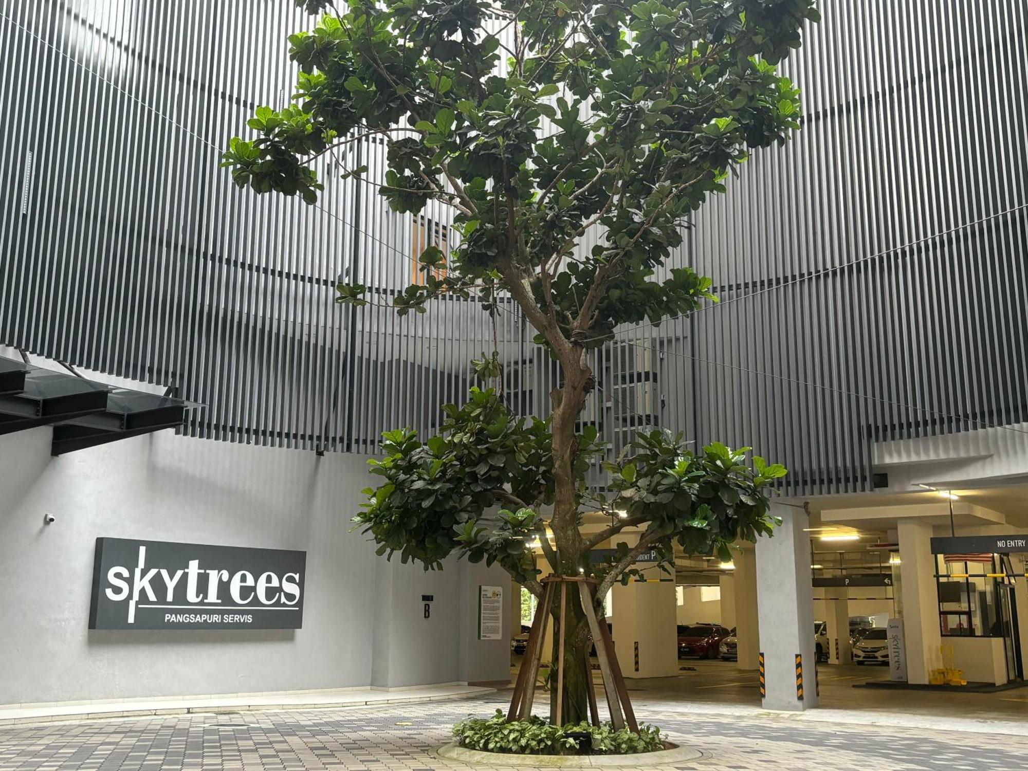 Skytrees Comfort With Simple Design Concept Apartemen Johor Bahru